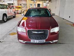 کرایسلەر 300